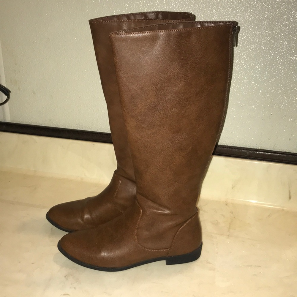 Cognac Boots